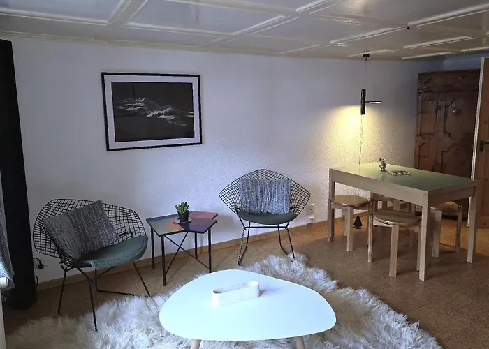 Heimatkunst 02, Klassisches Walliser Chalet, Teilrenoviert, Zentral 洛伊克巴德