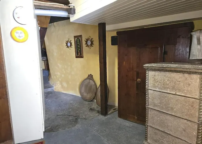 Heimatkunst 02, Klassisches Walliser Chalet, Teilrenoviert, Zentral 公寓 *